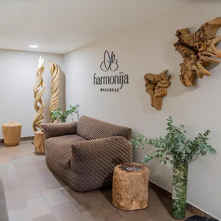 Hotel Harmonija Padel&wellness 2*