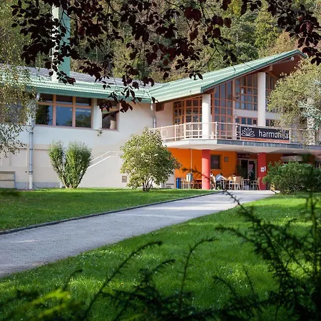 Hotel Harmonija Padel&wellness Menges