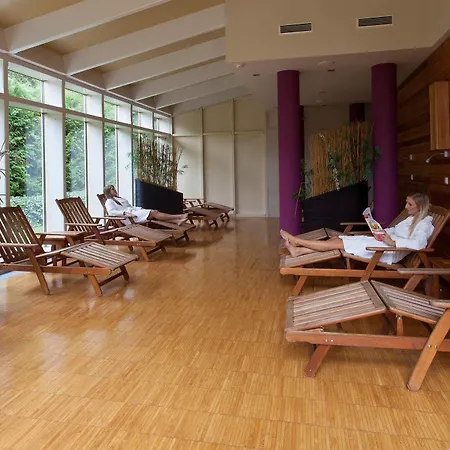 Hotel Harmonija & Padel 2*